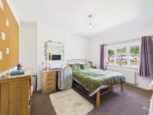 Bedroom 5 - click for photo gallery